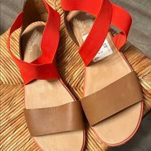 Sorel Red and Brown Strappy Sandals